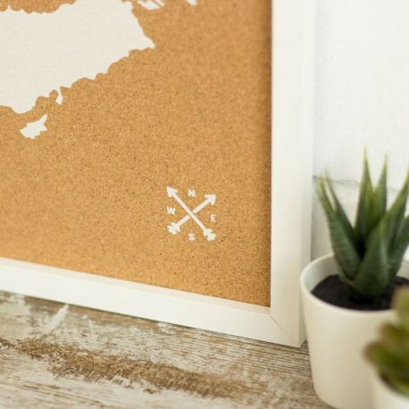 WOODY MAP L - EUROPE CADRE BLANC 63 CM X 48 CM
