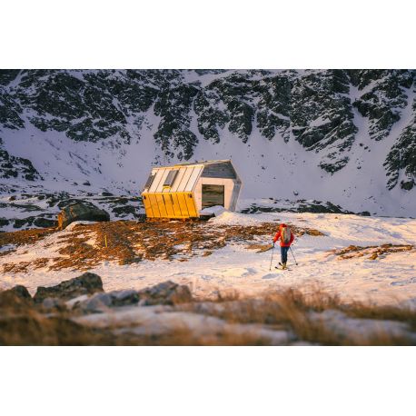 CABANES PERCHÉES  REFUGES ALPINS NON GARDÉS  VOLUME 1 : OUEST  DE LA MÉDITERRANÉE AU MONT-BLANC