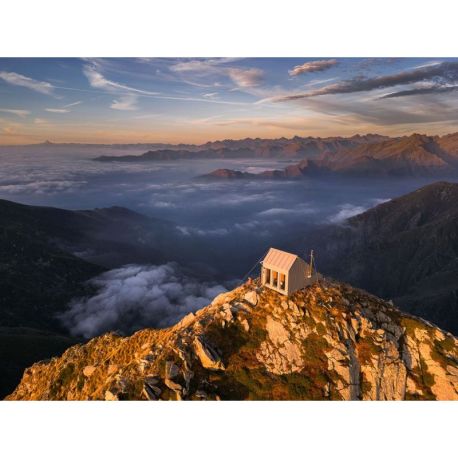 CABANES PERCHÉES  REFUGES ALPINS NON GARDÉS  VOLUME 1 : OUEST  DE LA MÉDITERRANÉE AU MONT-BLANC