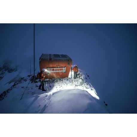CABANES PERCHÉES  REFUGES ALPINS NON GARDÉS  VOLUME 2 : EST  DU MONT-BLANC AUX DOLOMITES