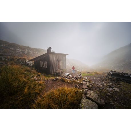 CABANES PERCHÉES  REFUGES ALPINS NON GARDÉS  VOLUME 2 : EST  DU MONT-BLANC AUX DOLOMITES